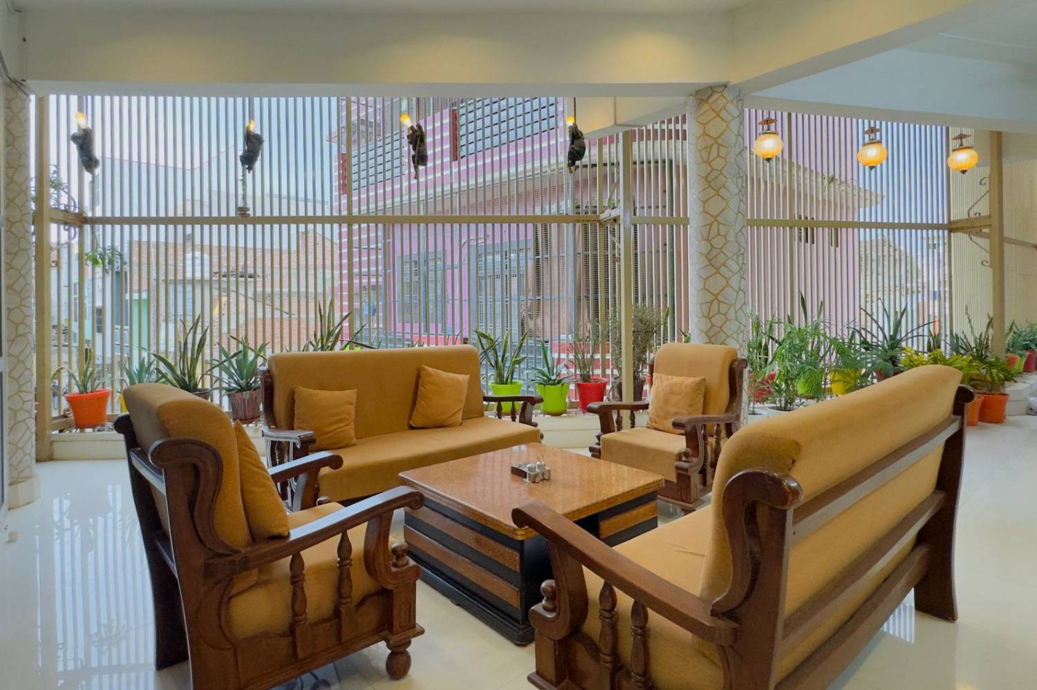 hotel with parking in ayodhya
