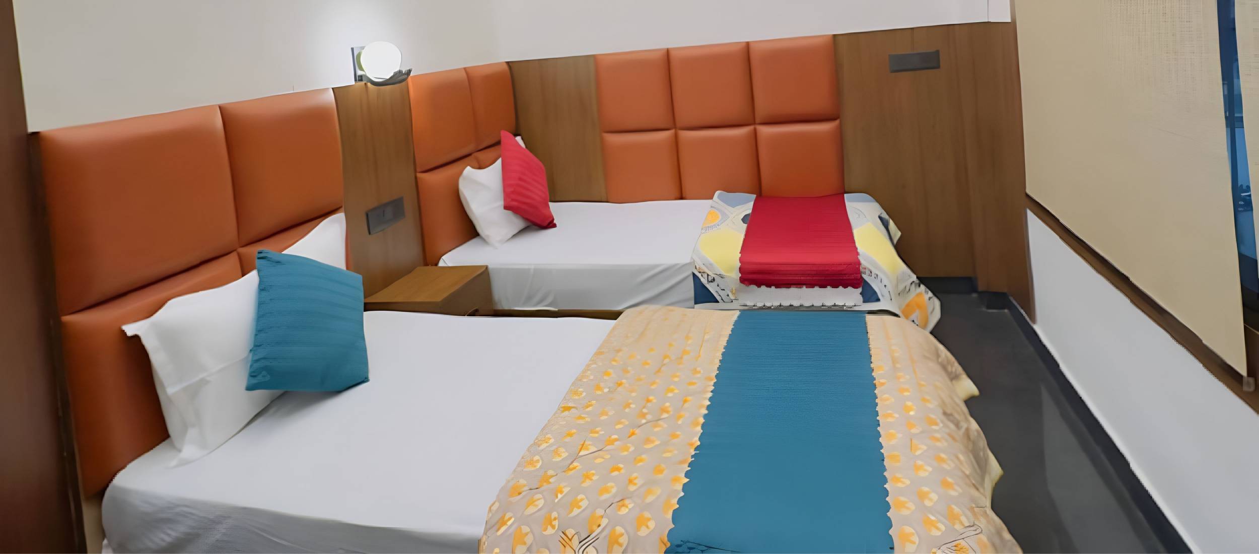 twin bed rooms hotel in ayodhya
